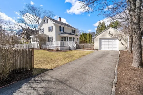 $849,000 | 22 South Lincoln Street, Natick, MA 01760