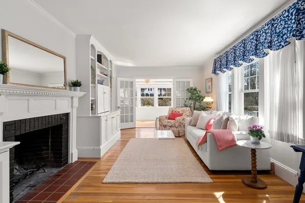 $849,000 | 22 South Lincoln Street, Natick, MA 01760