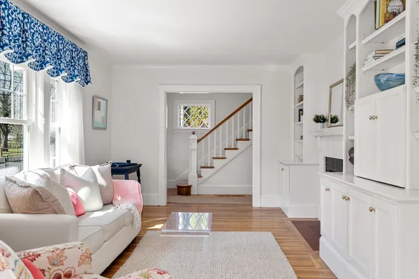 $849,000 | 22 South Lincoln Street, Natick, MA 01760