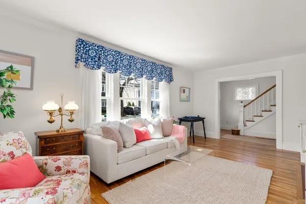 $849,000 | 22 South Lincoln Street, Natick, MA 01760