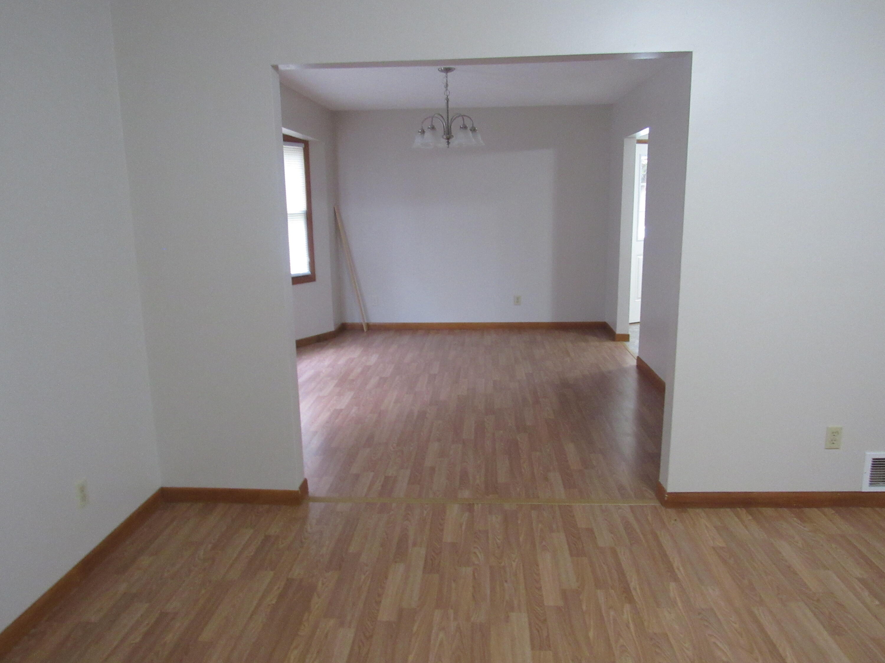 888 Carberry Road Niles, MI 49120 - Photo 11 of 30 20211014_08_01