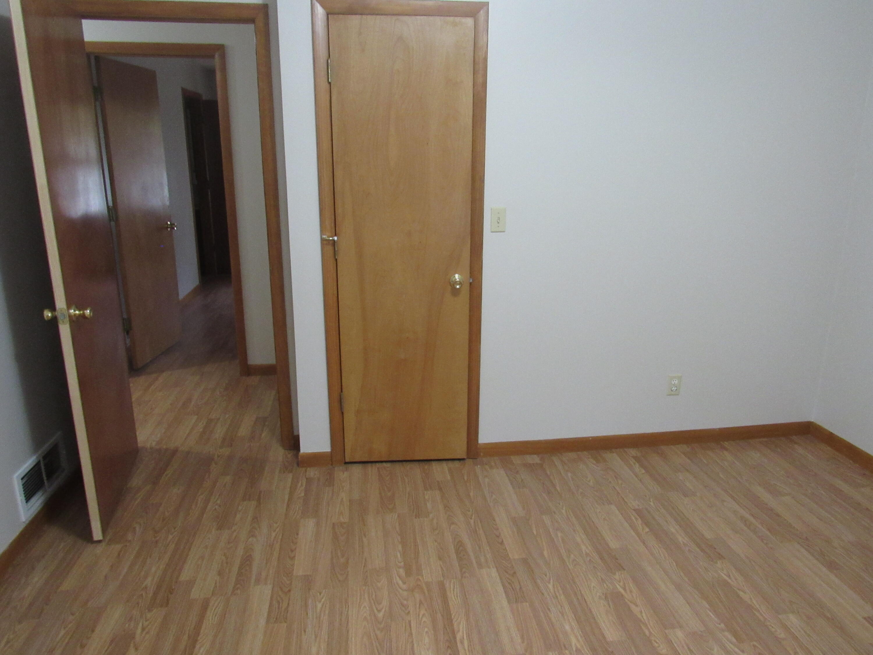 888 Carberry Road Niles, MI 49120 - Photo 13 of 30 20211014_06