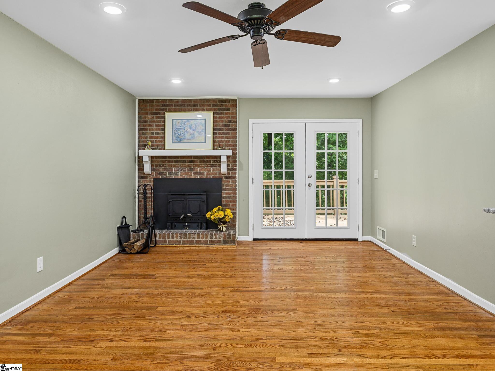 101 State Rd S-42-1526 Landrum, SC 29356 - Photo 7 of 36 Gallery Image 7