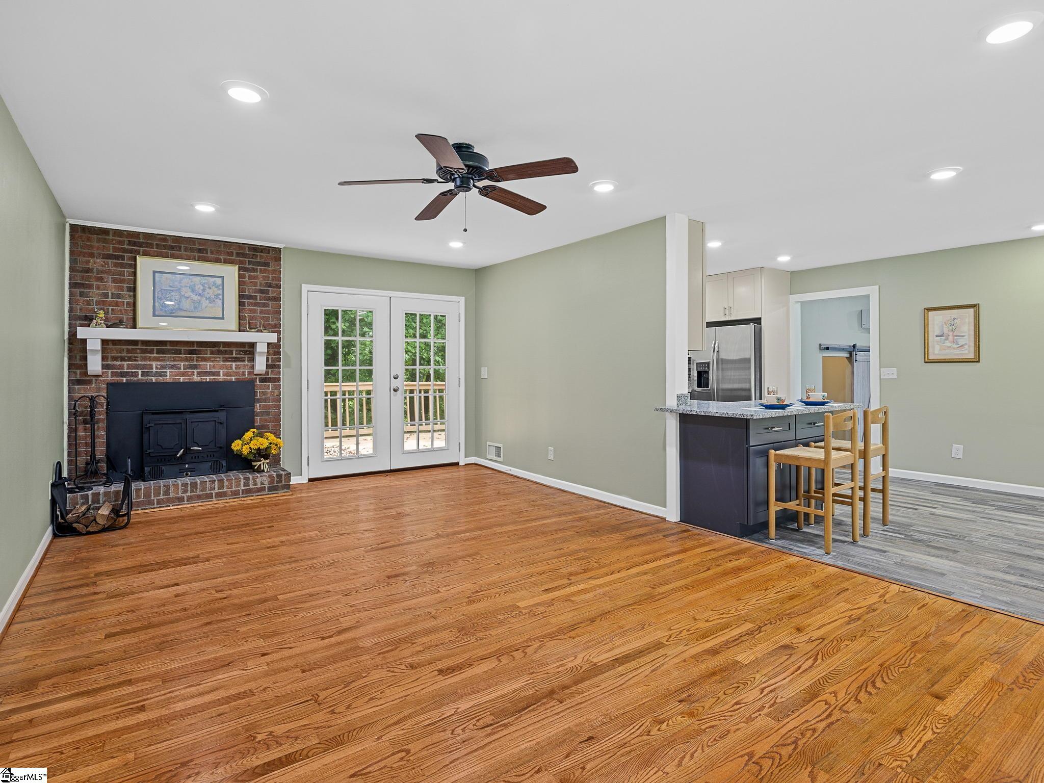 101 State Rd S-42-1526 Landrum, SC 29356 - Photo 8 of 36 Gallery Image 8