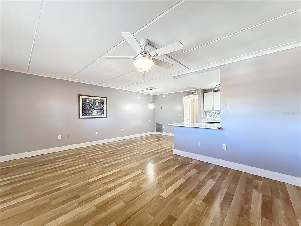 12760 Indian Rocks Road, Unit 583 Largo, FL 33774 - Photo 5 of 39