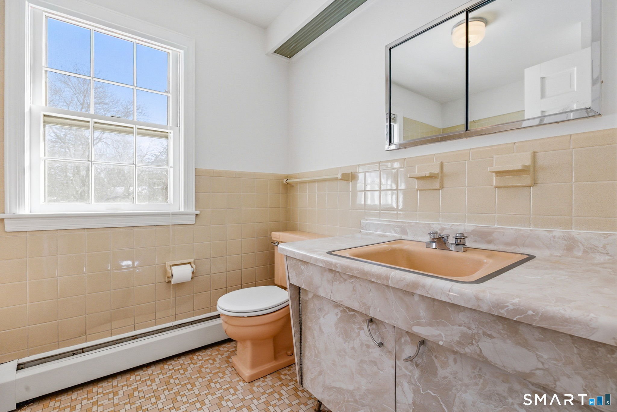 9 Patrick Lane Branford, CT 06405 - Photo 22 of 33