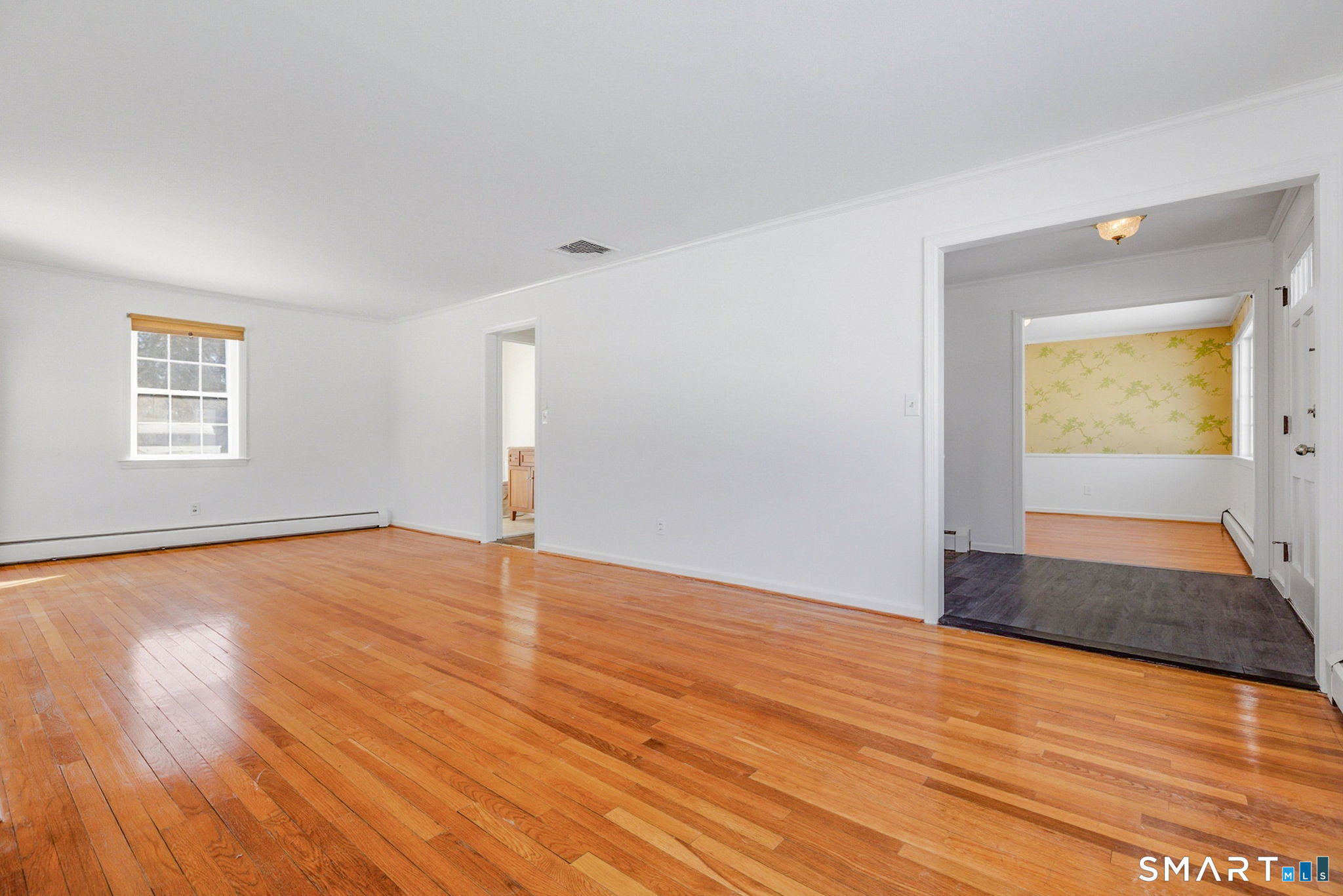 9 Patrick Lane Branford, CT 06405 - Photo 5 of 33