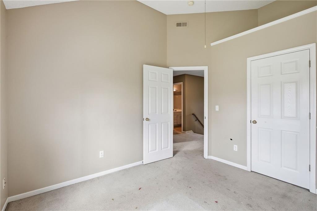 4742 Mund Road Shawnee, KS 66218 - Photo 13 of 24