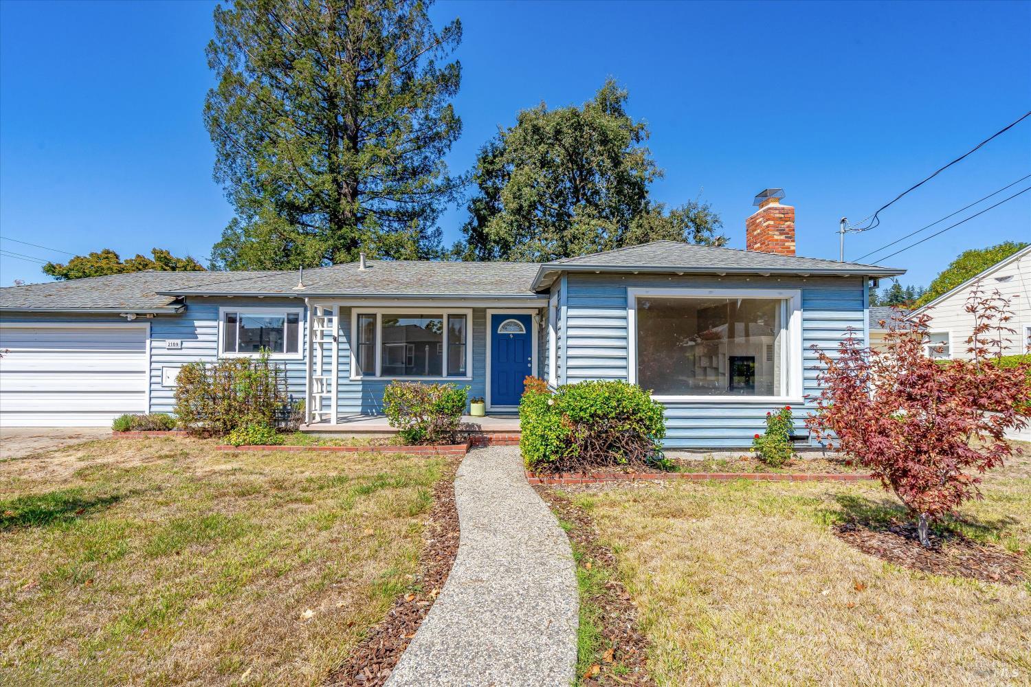 2109 Montecito Avenue Santa Rosa, CA 95404 - Photo 2 of 55 Gallery Image 2