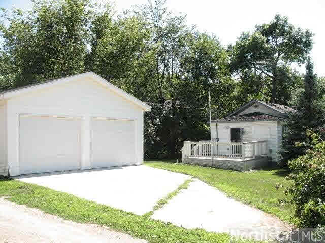328 Elm Street North Prescott, WI 54021 - Photo 3 of 18 Gallery Image 3
