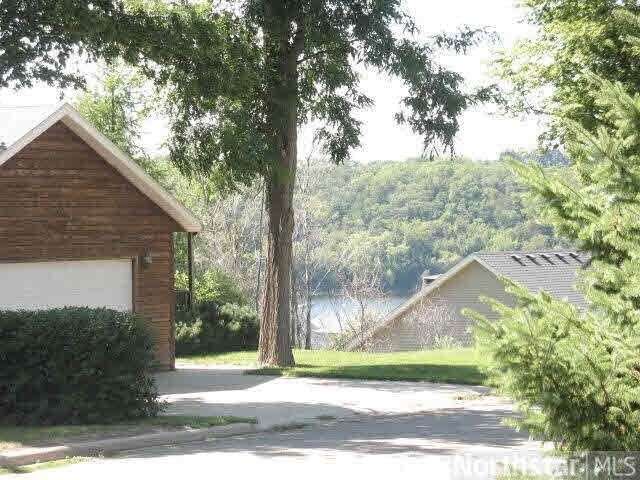 328 Elm Street North Prescott, WI 54021 - Photo 4 of 18 Gallery Image 4