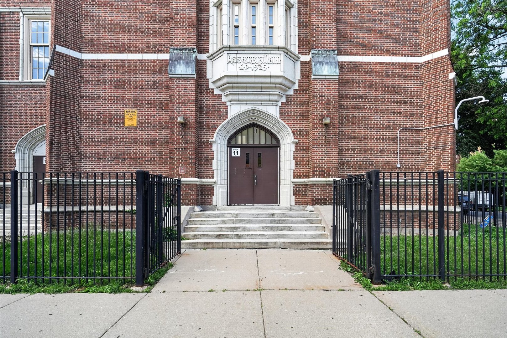 7017 South Merrill Avenue, Unit 305 Chicago, IL 60649 - Photo 34 of 41