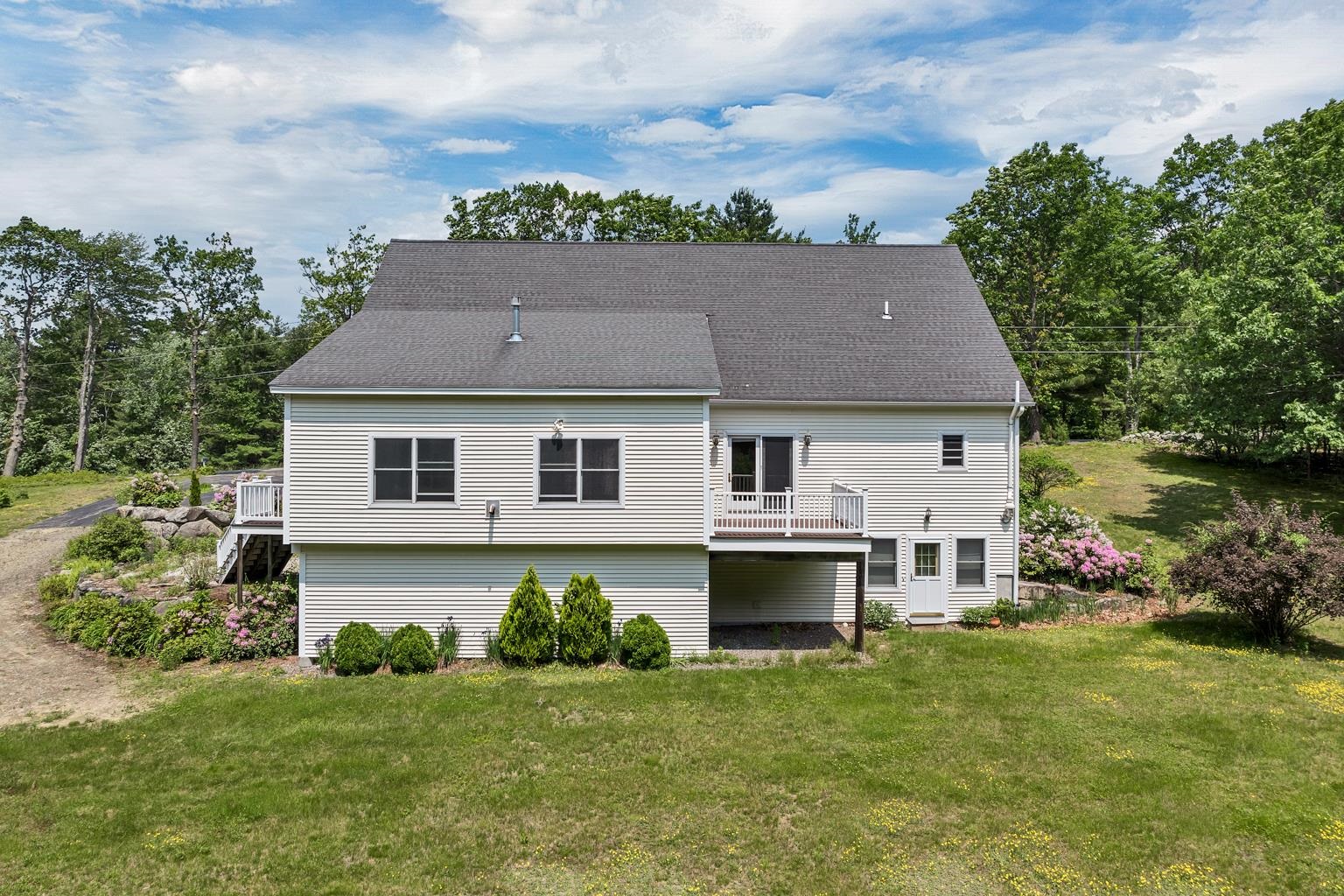 85 Blueberry Hill Road Meredith, NH 03253 - Photo 6 of 60