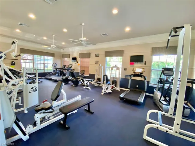 $1,950 | 8151 Pacific Beach Drive, Fort Myers, FL 33966