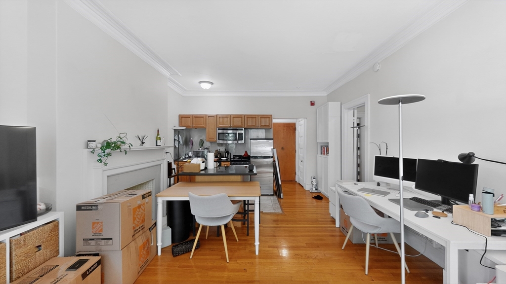 1071 Beacon Street, Unit 3 Brookline, MA 02446 - Photo 6 of 11