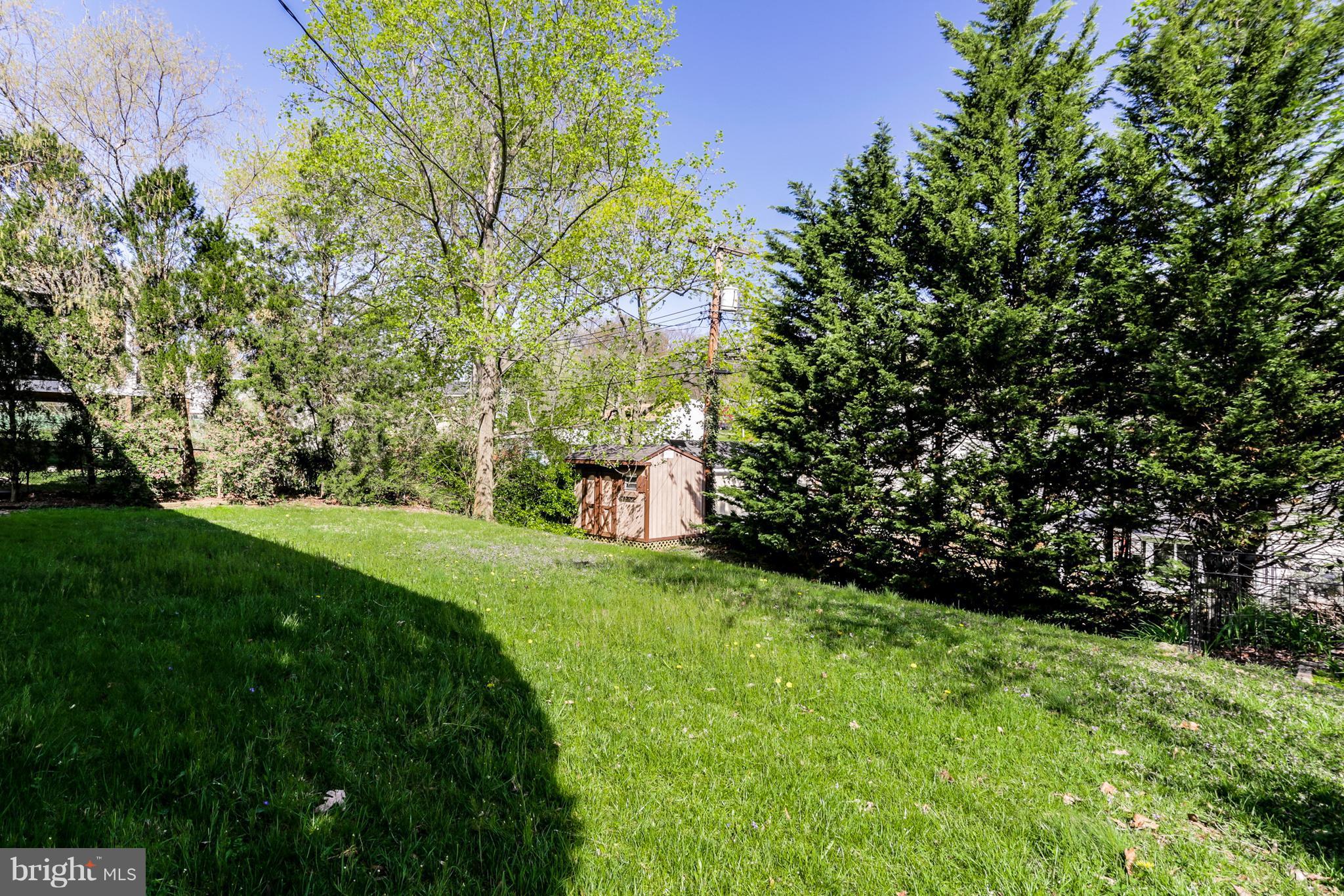 5912 Oakland Road Baltimore, MD 21227 - Photo 29 of 30 Exterior (Rear)
