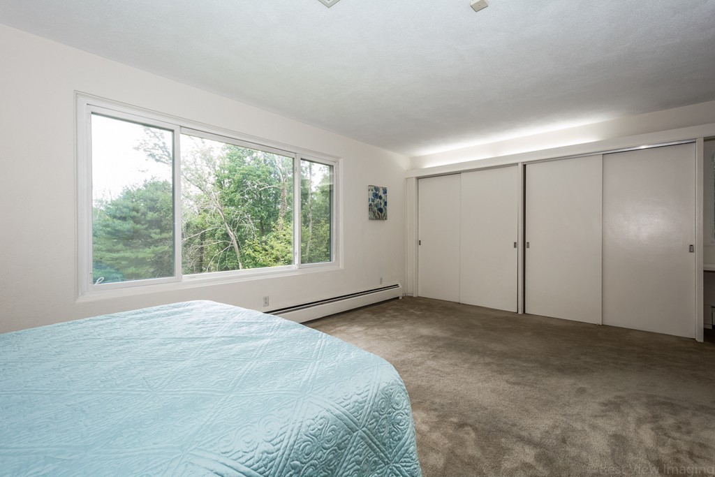 27 Barton Road Stow, MA 01775 - Photo 8 of 28 Gallery Image 8