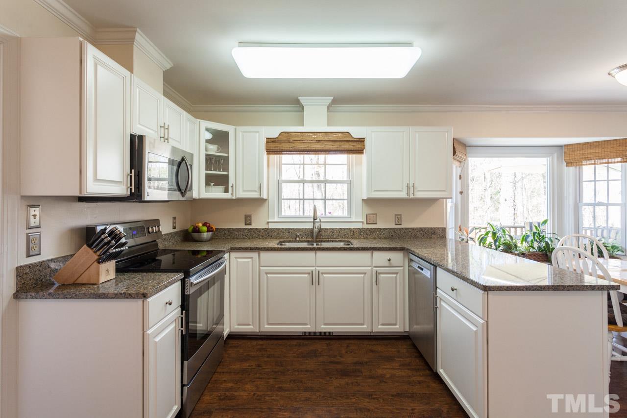 9325 Foxburrow Court Raleigh, NC 27613 - Photo 14 of 30 Gallery Image 14