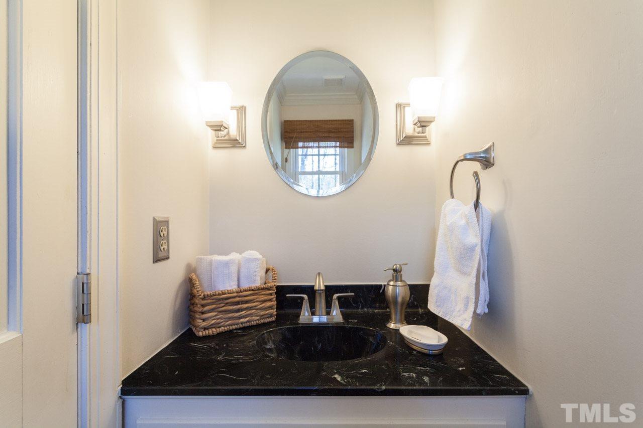 9325 Foxburrow Court Raleigh, NC 27613 - Photo 18 of 30 Gallery Image 18