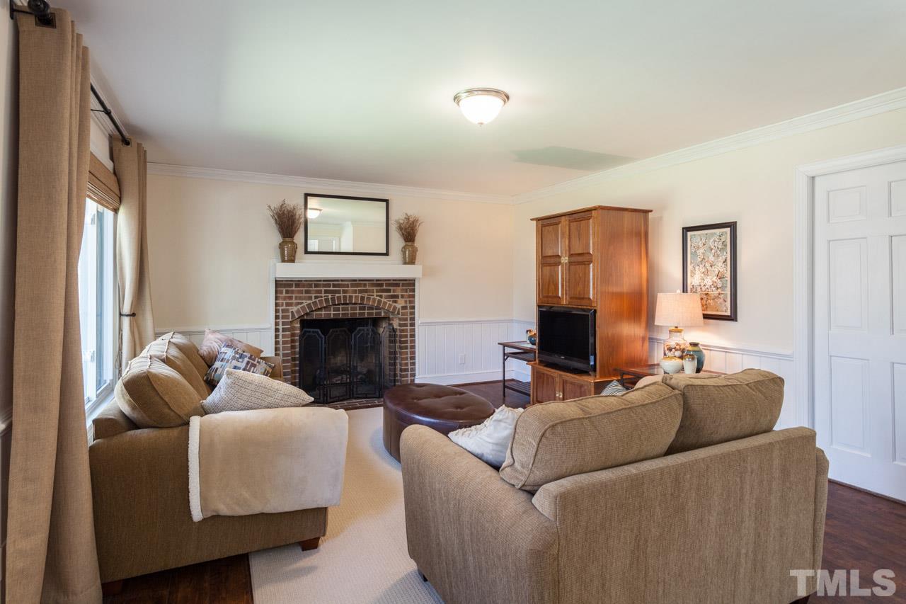 9325 Foxburrow Court Raleigh, NC 27613 - Photo 10 of 30 Gallery Image 10