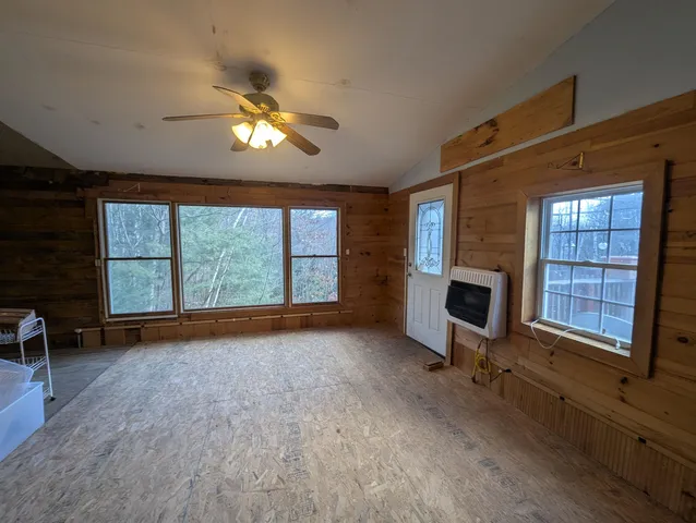 $273,900 | 741 2nd NH Turnpike, Claremont, NH 03743