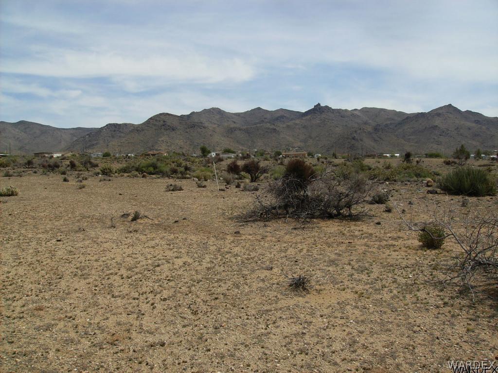 // North Bagdad Road Golden Valley, AZ 86413 - Photo 11 of 16 Near back of parcel