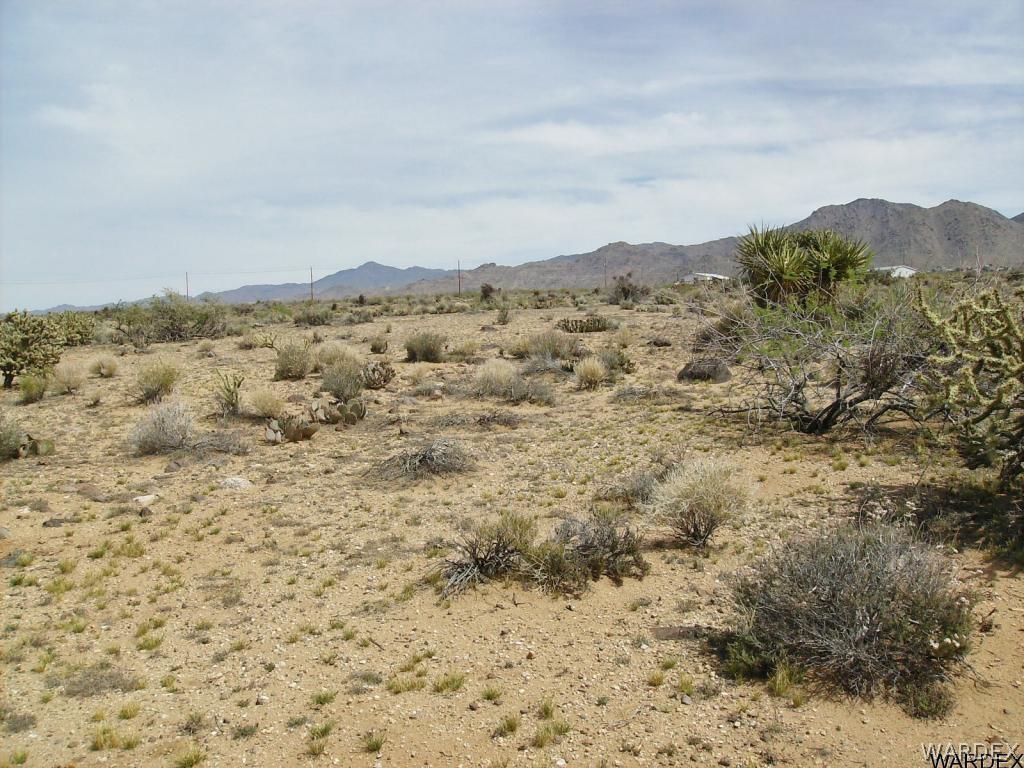 // North Bagdad Road Golden Valley, AZ 86413 - Photo 7 of 16 Land and views
