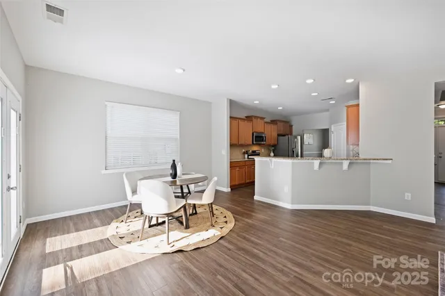 $575,000 | 8026 Kelburn Lane, Charlotte, NC 28273