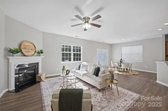 $575,000 | 8026 Kelburn Lane, Charlotte, NC 28273
