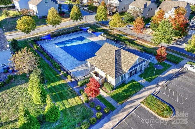 $575,000 | 8026 Kelburn Lane, Charlotte, NC 28273