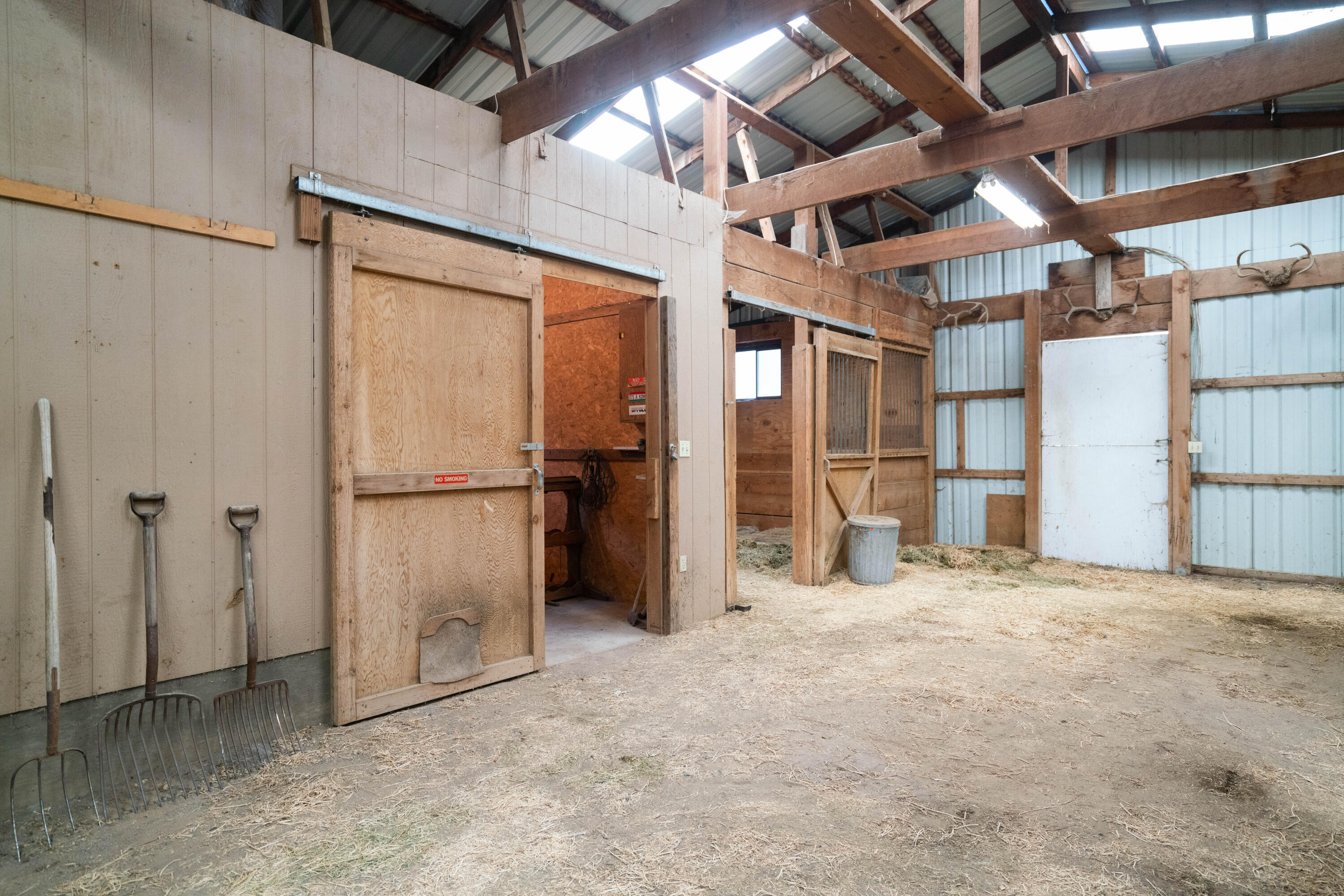 11515 Old Fort Road Klamath Falls, OR 97601 - Photo 42 of 57 35