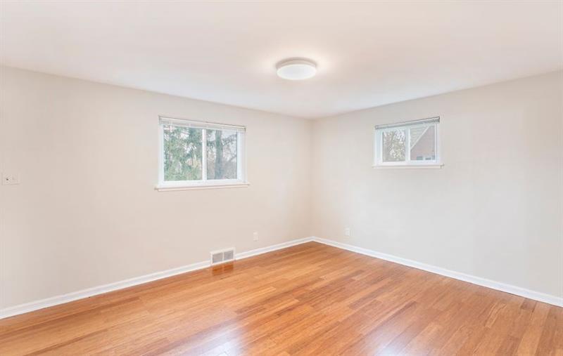 2011 Mohawk Road Pittsburgh, PA 15241 - Photo 18 of 25
