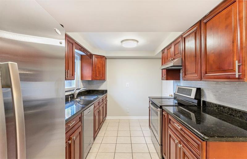 2011 Mohawk Road Pittsburgh, PA 15241 - Photo 3 of 25