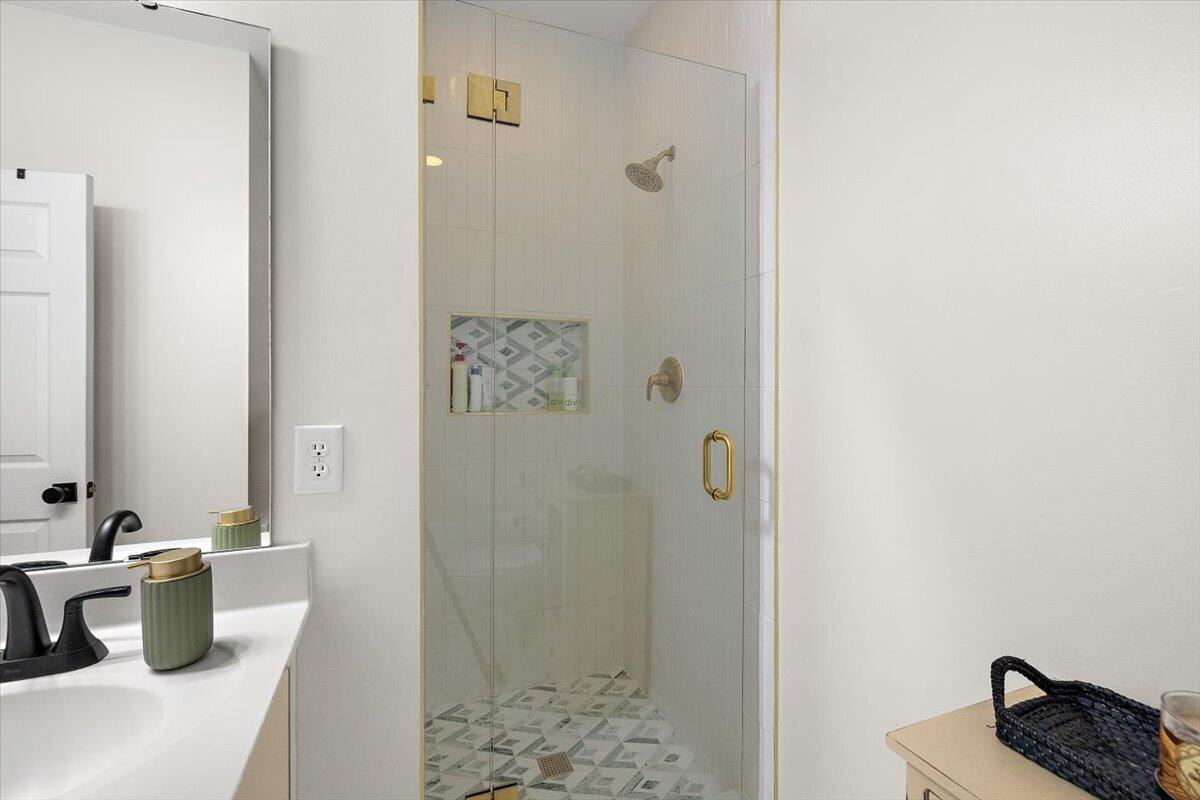 3601 Locklear Lane Mount Pleasant, SC 29466 - Photo 10 of 24 14-BN0A2170