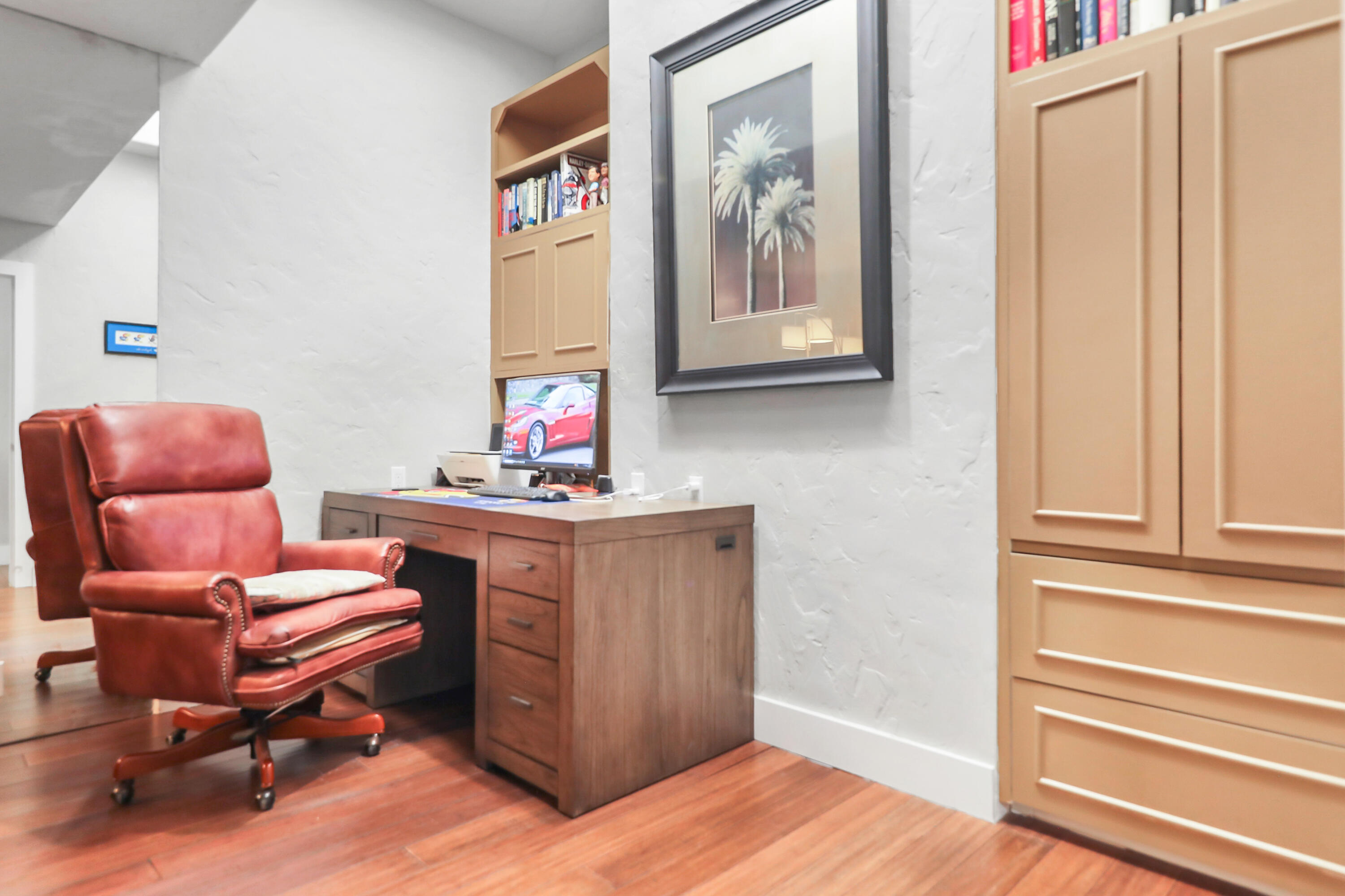 331 Red River Road Palm Desert, CA 92211 - Photo 16 of 56 a room with furniture and a window