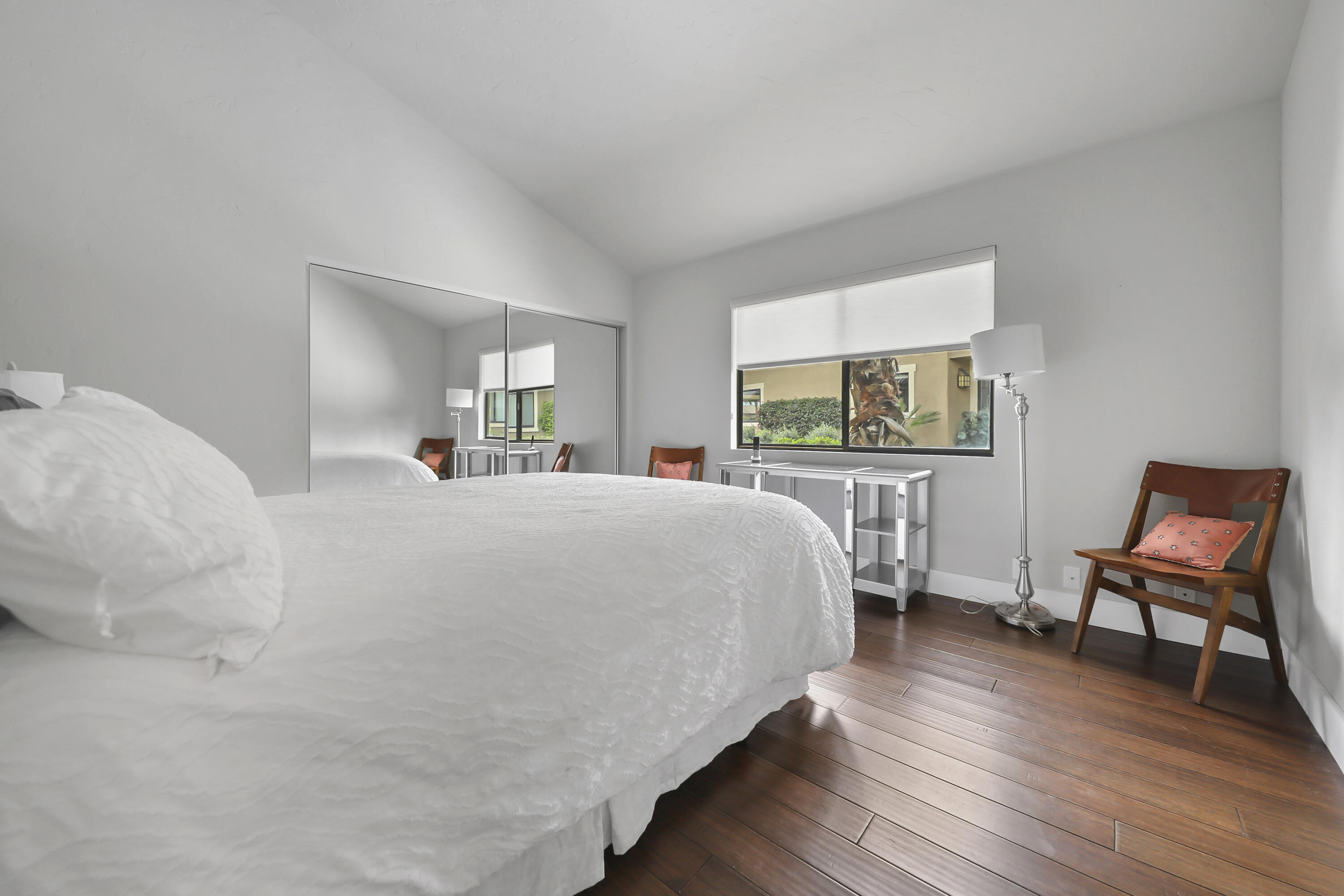 331 Red River Road Palm Desert, CA 92211 - Photo 17 of 56 a bed room with a bed and a chair