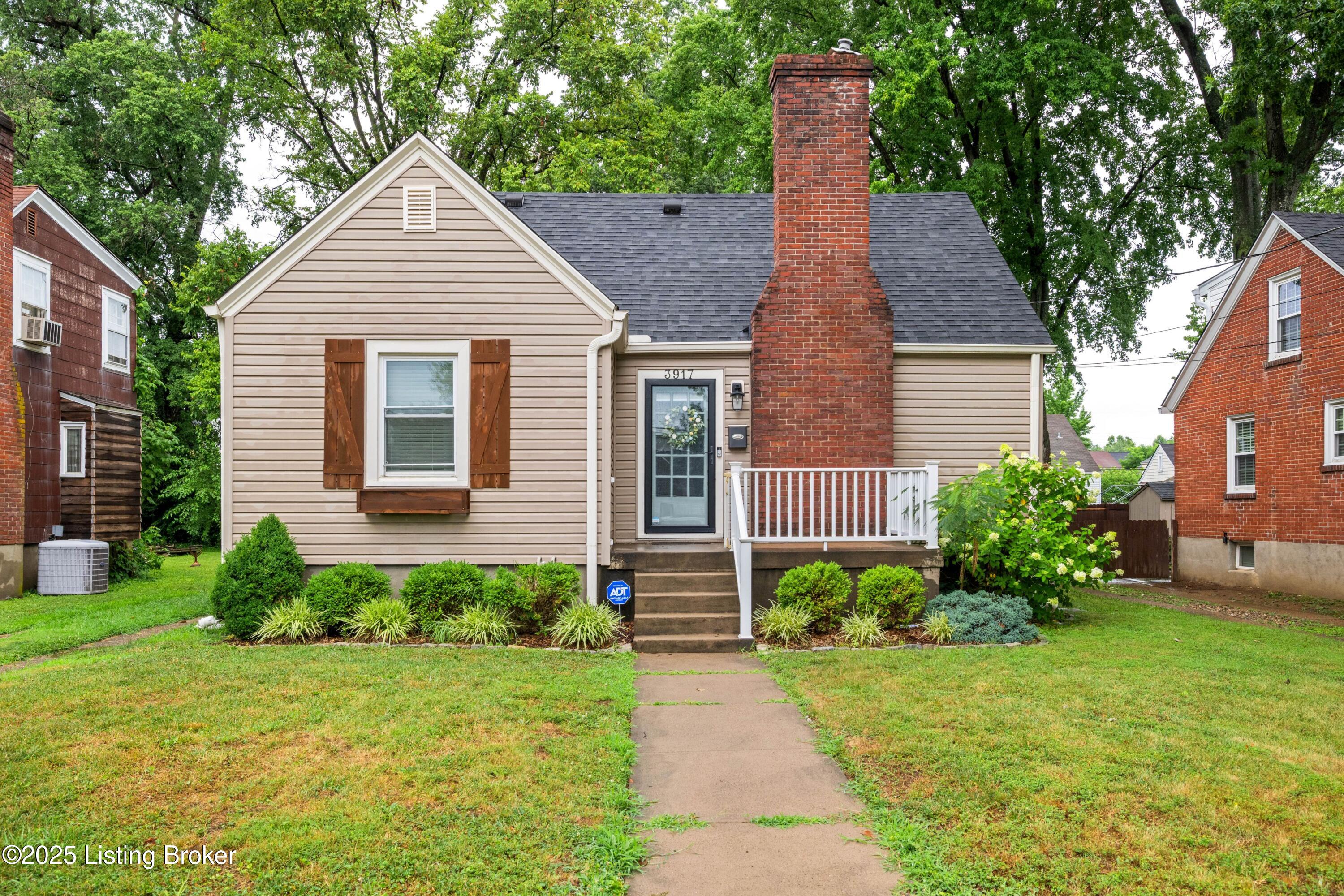 3917 Staebler Avenue Louisville, KY 40207 - Photo 2 of 37 02