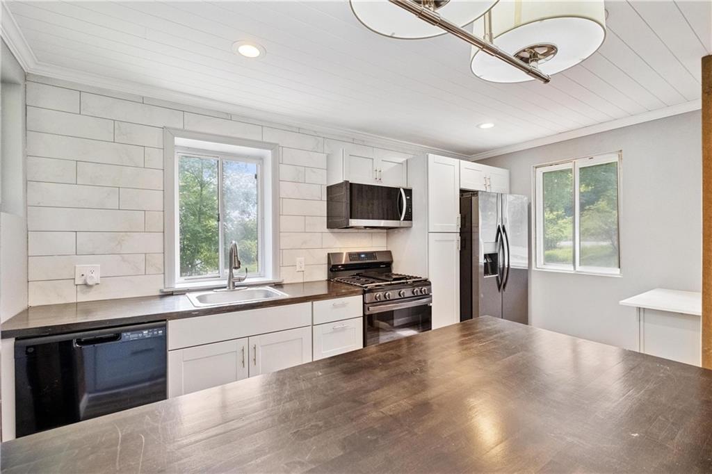 119 Klein Road Glenshaw, PA 15116 - Photo 18 of 37 Gallery Image 18