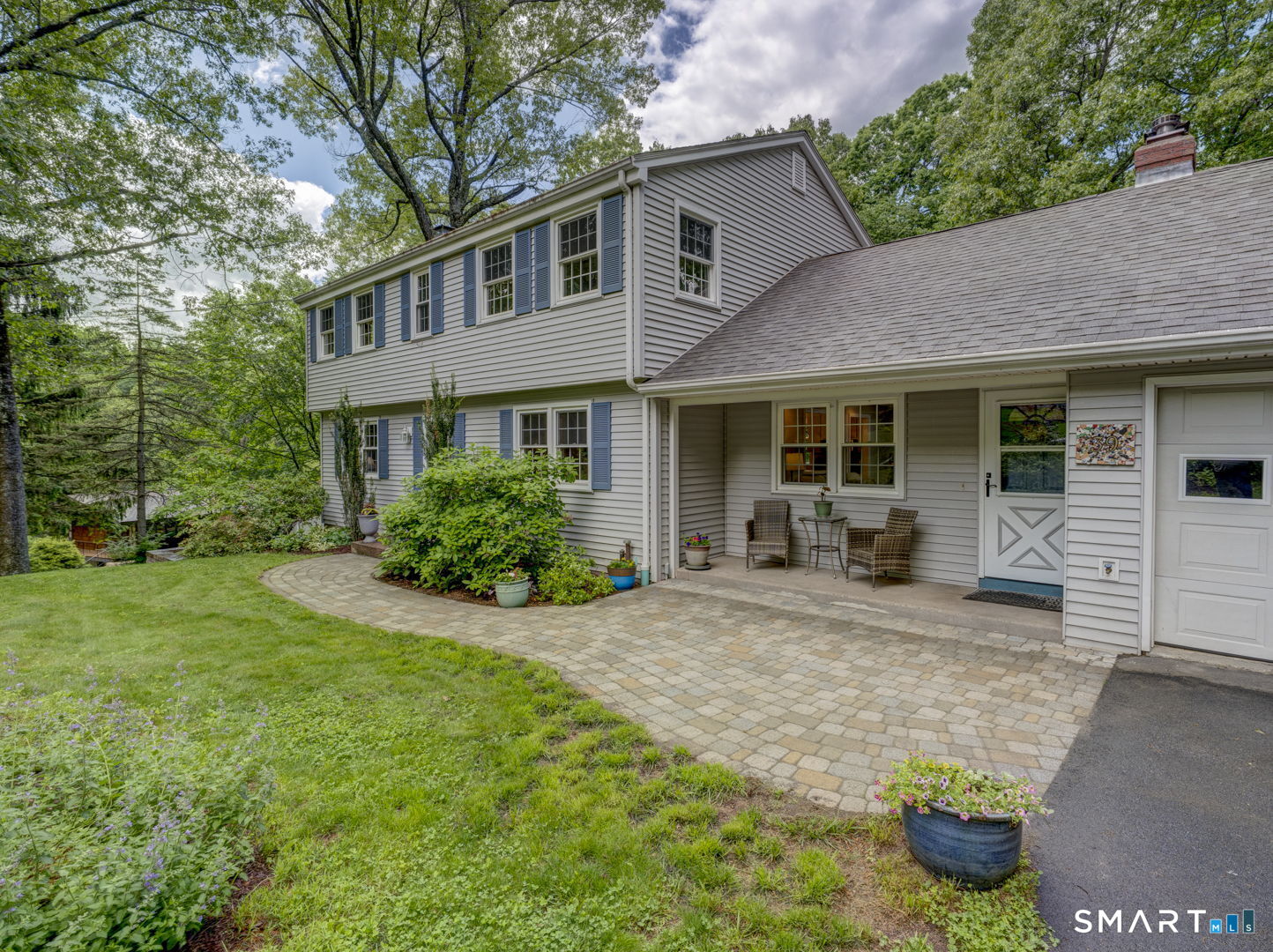 39 Woodhaven Road Glastonbury, CT 06033 - Photo 2 of 40