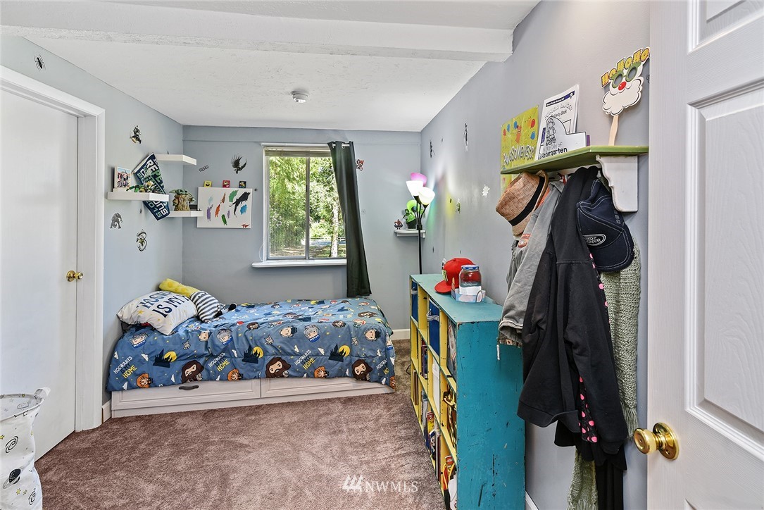 3529 Pine Road Northeast Bremerton, WA 98310 - Photo 16 of 39 Gallery Image 16