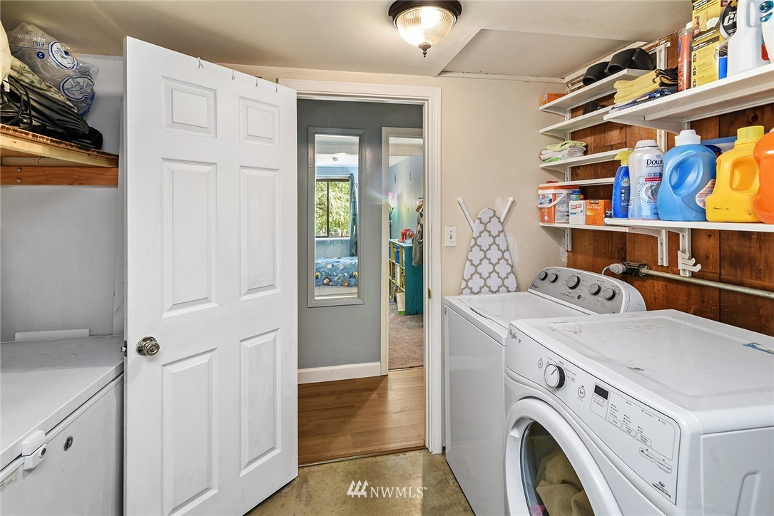 3529 Pine Road Northeast Bremerton, WA 98310 - Photo 21 of 39 Gallery Image 21