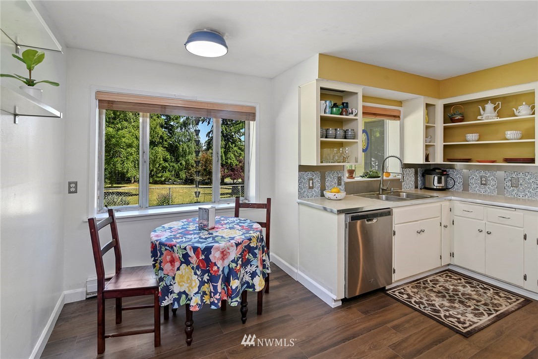 3529 Pine Road Northeast Bremerton, WA 98310 - Photo 10 of 39 Gallery Image 10
