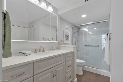 $750,000 | 260 Seaview Court, Unit 1108, Marco Island, FL 34145