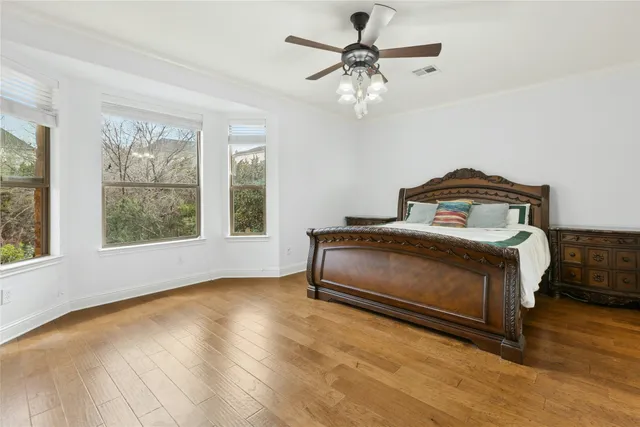 $3,995 | 7429 Bonniebrook Drive, Austin, TX 78735