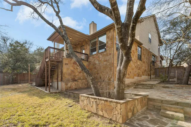 $3,995 | 7429 Bonniebrook Drive, Austin, TX 78735