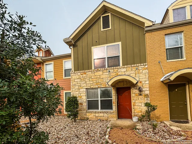 $265,000 | 1101 Grove Boulevard, Unit 206, Austin, TX 78741