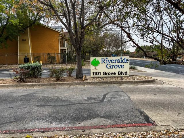 $265,000 | 1101 Grove Boulevard, Unit 206, Austin, TX 78741