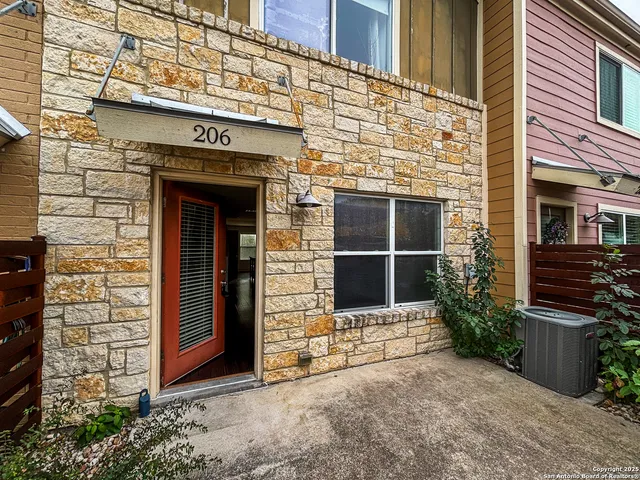 $265,000 | 1101 Grove Boulevard, Unit 206, Austin, TX 78741