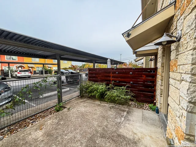 $265,000 | 1101 Grove Boulevard, Unit 206, Austin, TX 78741