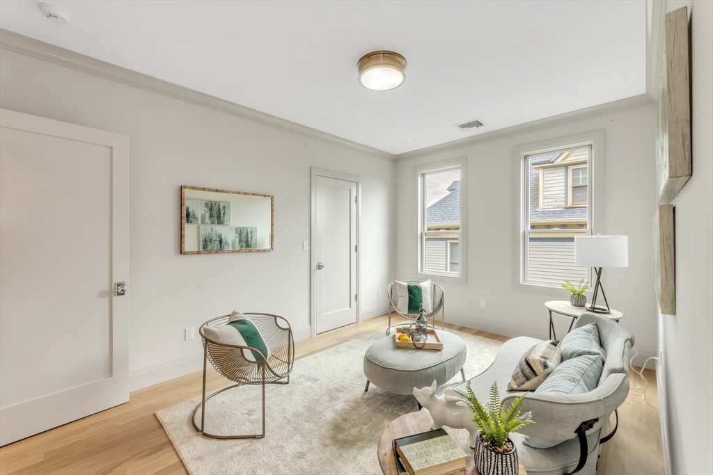 372 Arborway Boston, MA 02130 - Photo 27 of 42 Gallery Image 27